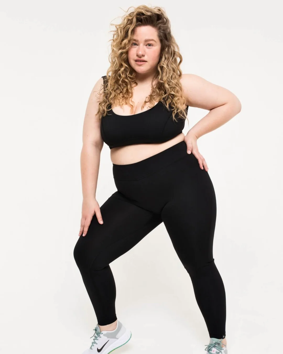 Essential Leggings - Image 10