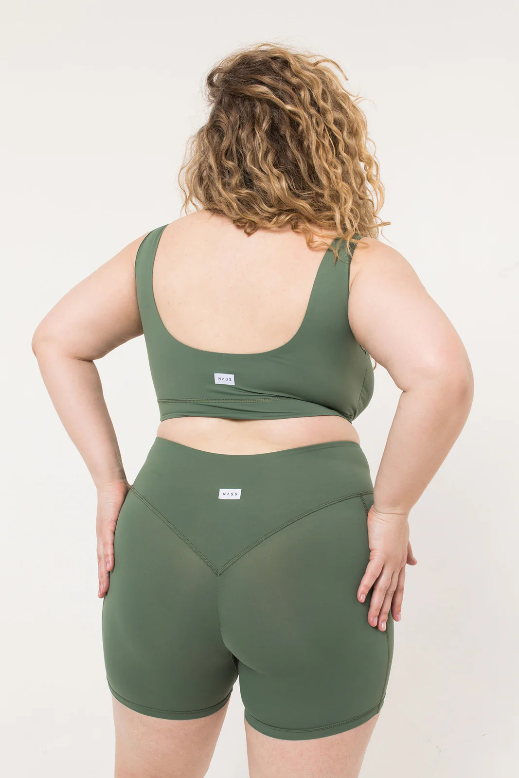 Essential Biker Shorts Khaki - Image 5